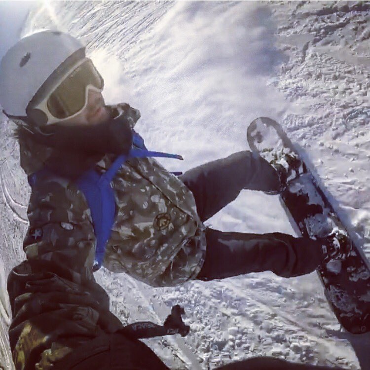 Drue (@druemock) on Twitter photo 