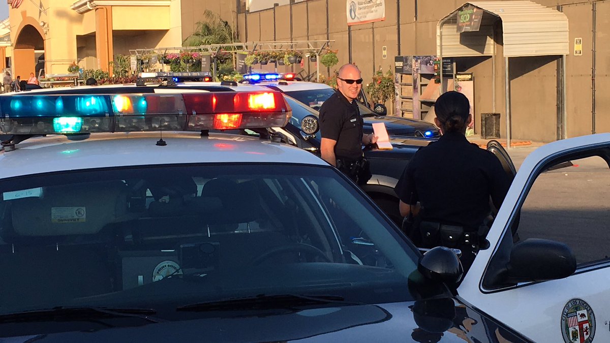Jasmyne Cannick on Twitter: "#CrenshawTakeover vs. #LAPD #CHP ... Jasmyne Cannick on Twitter: "#CrenshawTakeover vs. #LAPD #CHP ...