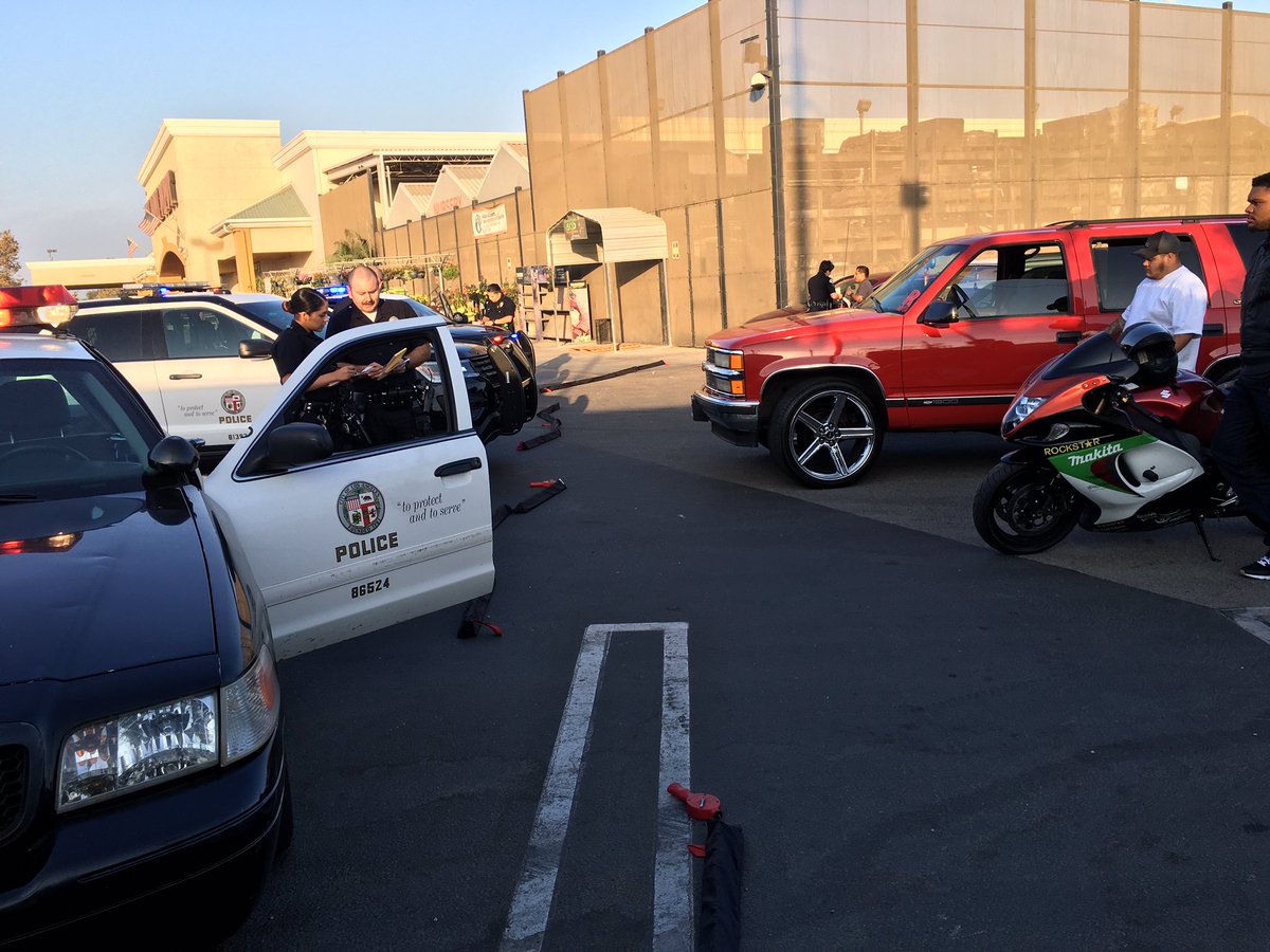 Jasmyne Cannick on Twitter: "#CrenshawTakeover vs. #LAPD #CHP ... Jasmyne Cannick on Twitter: "#CrenshawTakeover vs. #LAPD #CHP ...