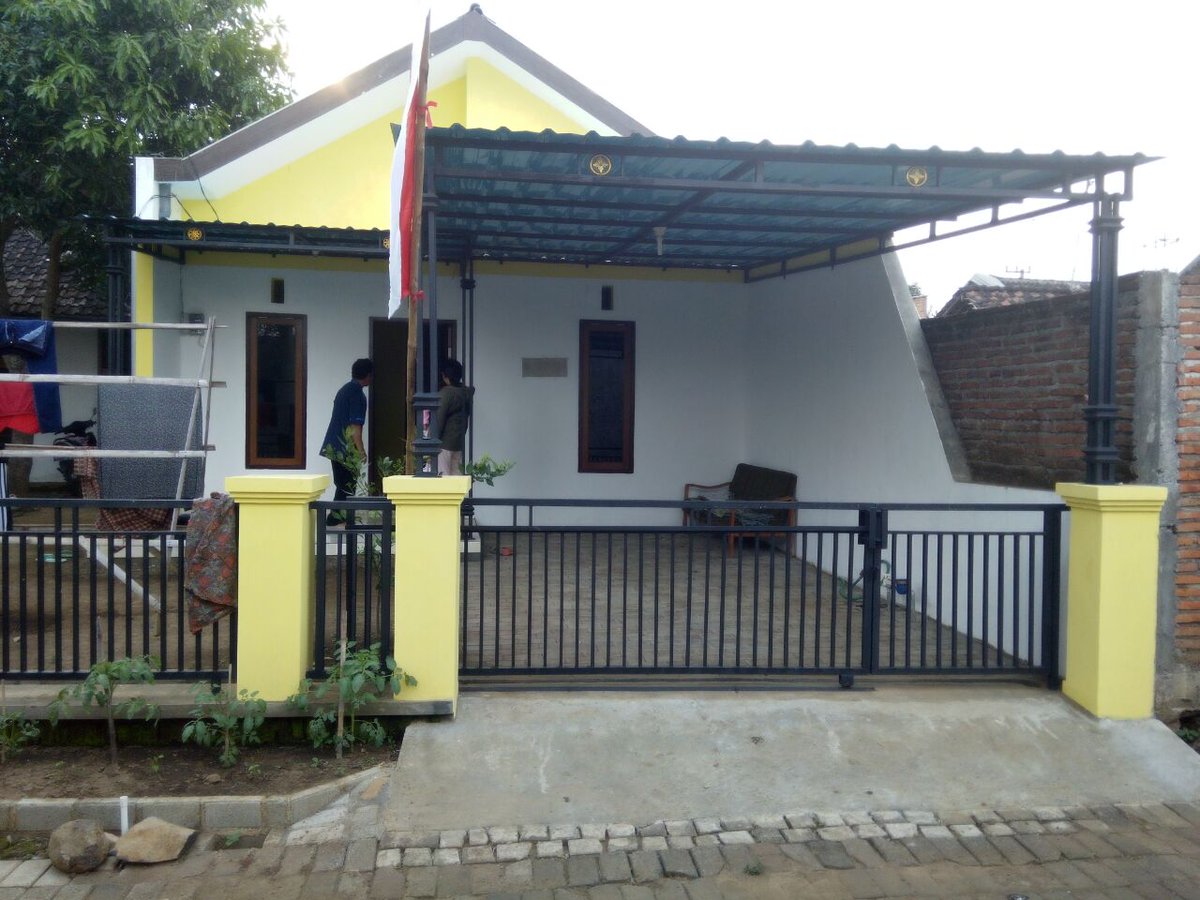 Kontrakan kmar 3 kamar mandi 1 perumahan bebas di tidar harga 18 jt/thn nego wajar