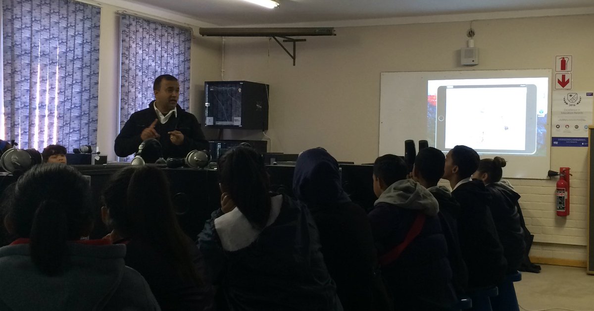 Laetitia De Jager tweet media