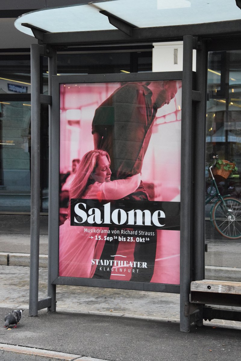 Unsere neuen SALOME-Plakate und City Lights sind da!!
#klagenfurt #salome #poster #stadttheaterklagenfurt
