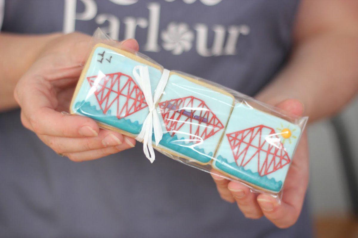 Fancy a sweet treat from <a href="/LittleParlourSQ/">The Little Parlour</a>? It's one of the great businesses we have in South Queensferry.