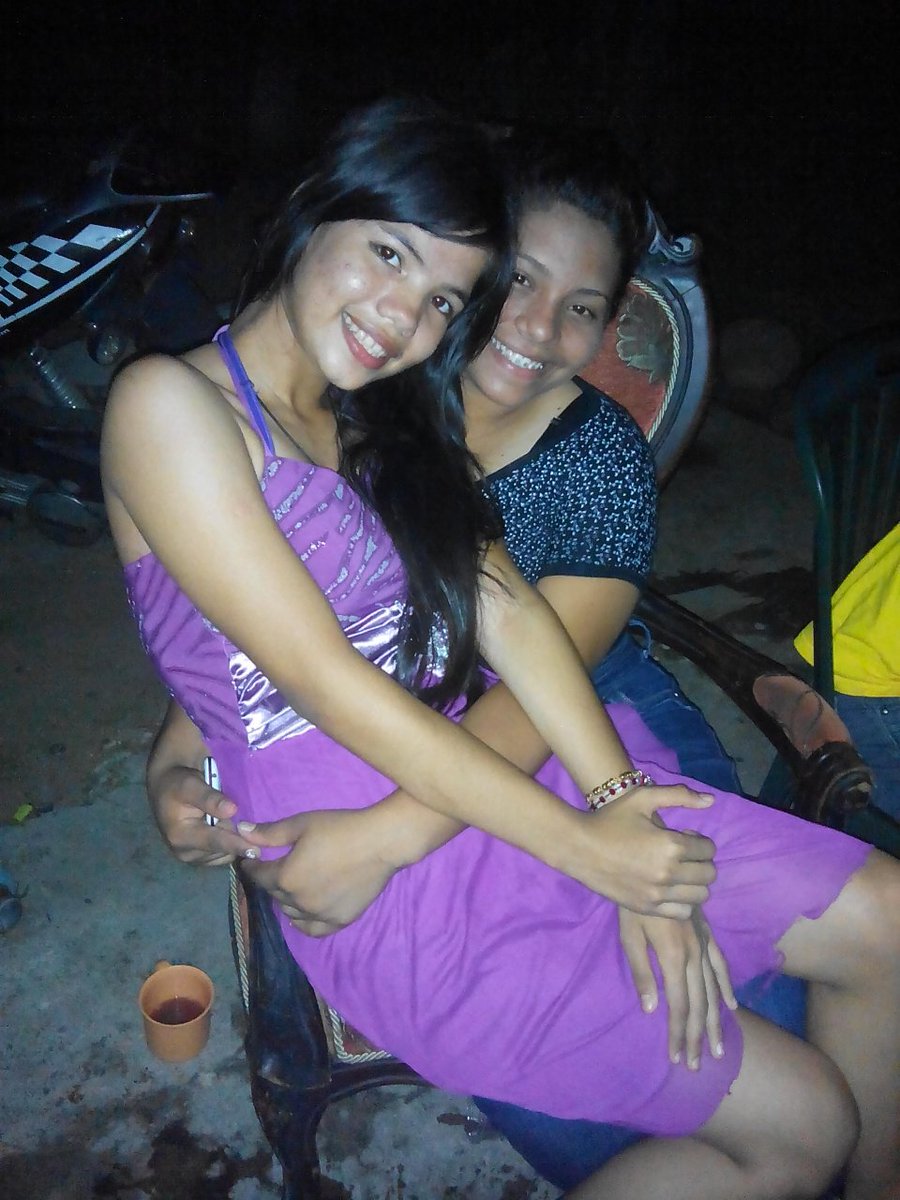 Lany_Rivas's tweet photo. Super Feliz sere tia pronto, mi hermana mayor me dara la dicha de tener mi primer sobrin@ #SereTia #MiNuevoAngelito https://t.co/Di8dz6KXTe