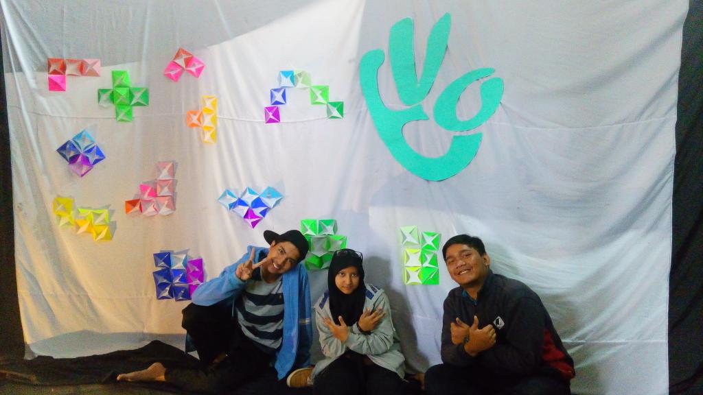 This is our photobooth in OPEN RECRUITMENT 2016!!!
COME AND JOIN US ON RISE IN UNITY💓💕💞