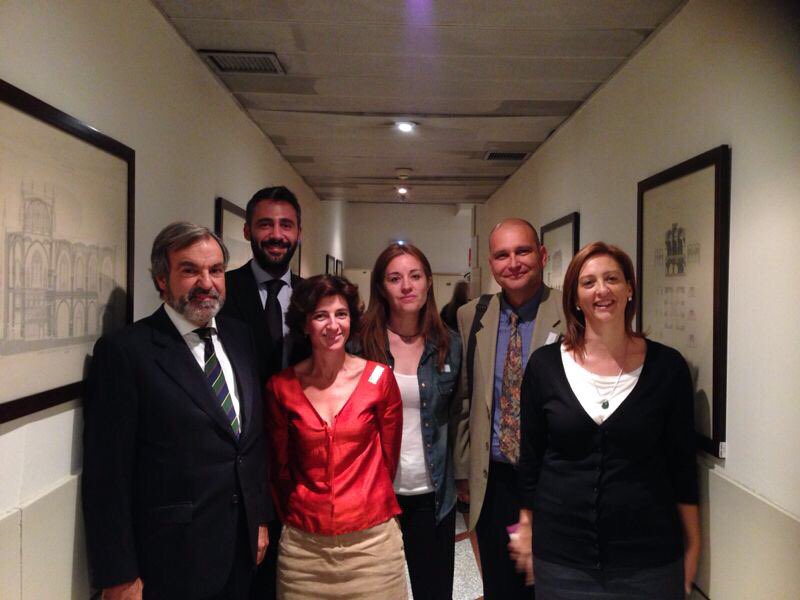 josetes112's tweet image. Seguro que @FeijooGalicia @ARueda68 @RomanLalin y @MENPERLU están conmigo en la necesidad de #EdCivEmerg en #Galicia