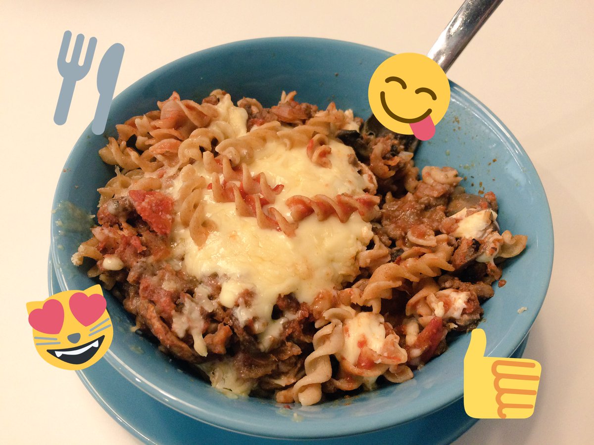 cassclum's tweet photo. Thank you @kayla_wongjl for the homecooked beef pasta, super delicious & heartwarming!!๐ #chefwong #wifematerial https://t.co/XzkoayLMd9