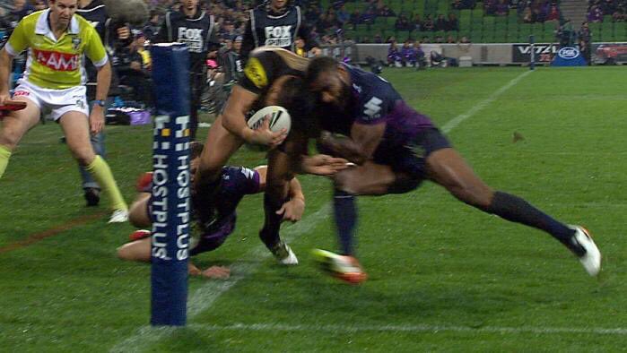 Geetee77's tweet image. and no charge for the below tackle. No consistency. Michael Buettner is a 🐵