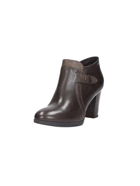 Fallarino_Store's tweet photo. I #tronchetti #IGIeCO per l'#Autunno-Inverno 2015/2016 hanno una forte personalità https://t.co/2AXmnDKLYL https://t.co/UNBFb7jdvQ