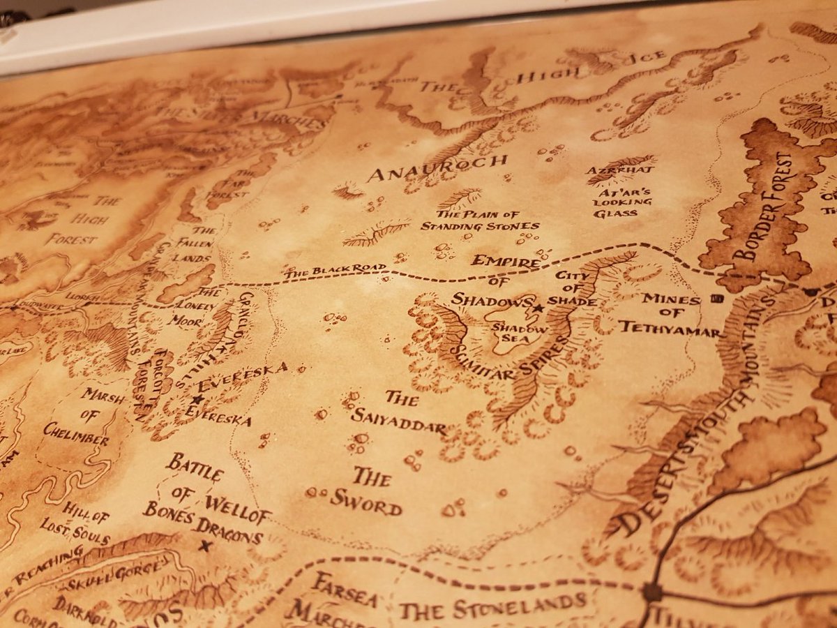 NielsenAnnette's tweet image. Finally finished my "weekend" project; a hand-drawn map of NW Faerûn! More pics on tumblr goo.gl/iUTOV8 :)