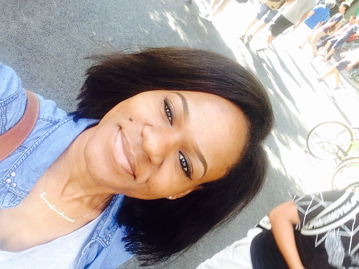 PrincessAbsurda's tweet image. 今天已开学了📚🎒。祝你们新学期快乐💪🏾