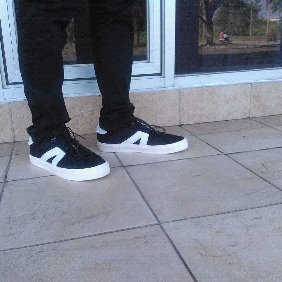 itsbor's tweet image. baru nyaman kalau pakai sepatu Ini ..
kemana manapun jadi lebih PD dengan sepatu ARL 
#THANKS 
@ARLbyHardware