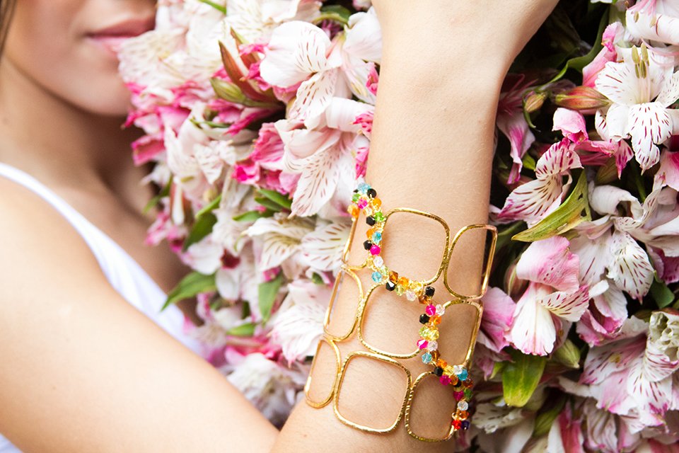 FreyaDesigns's tweet image. La simplicidad es la clave de la elegancia.

#brazalete #colores #oro #joyas #accesorios #caracas #moda