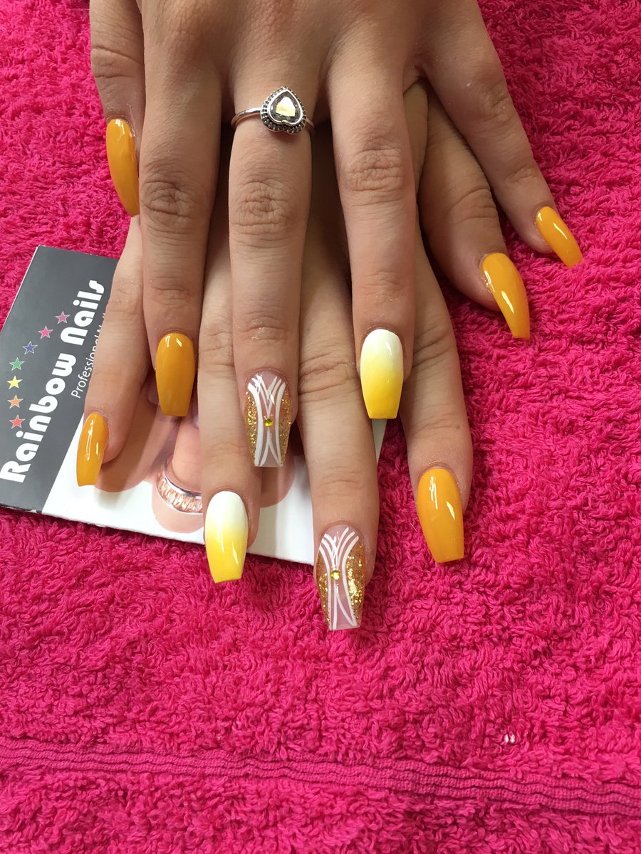 Rainbow Nails Ossett On Twitter Full Set Acrylic With Design