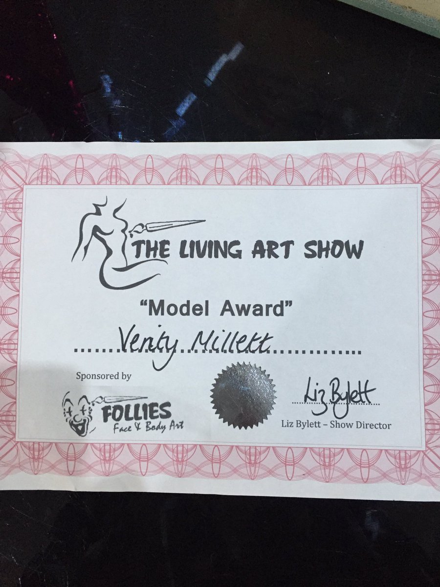 MillettVerity's tweet photo. @Livingartshow @MauiWauiEvents had an amazing time and over the moon I won best modelThank you to everyone who voted https://t.co/eSFZW86UmF