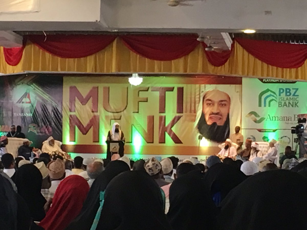 KKISMAIL9's tweet photo. Muft Menk in Tanzania .MashaAllah jazakallahu khair #muftmenk Got some wisdom .love you for the sake of Allah ❤️ https://t.co/WRd5bPZPAZ