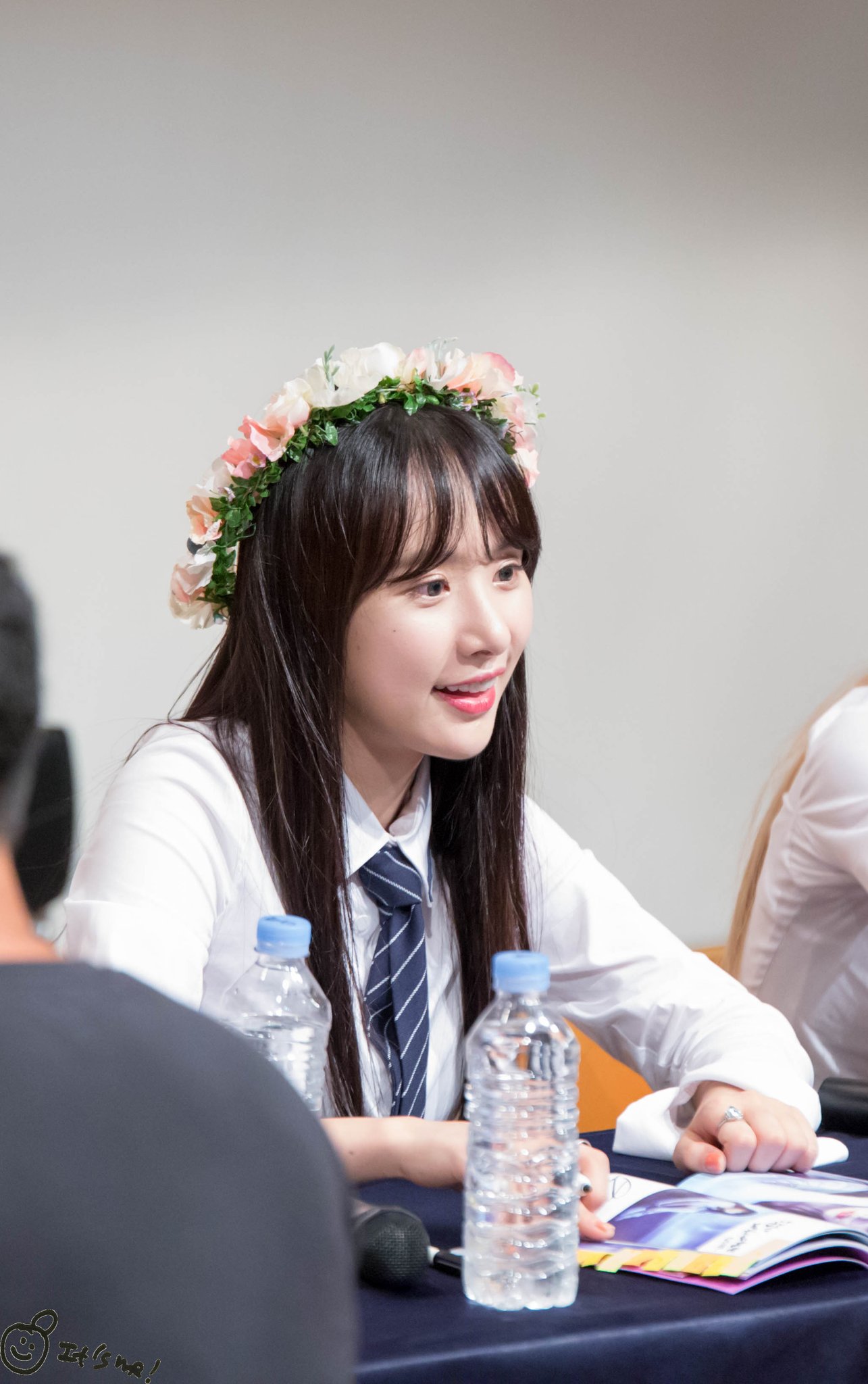 CrlxQ18VYAAR-YQ.jpg:large