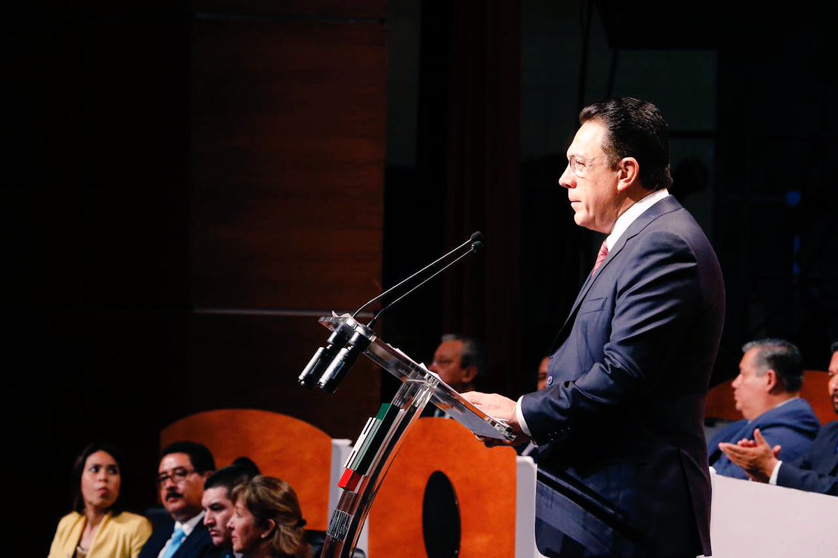 EnriqueOchoaR's tweet photo. Vamos a trabajar unidos, sin distinciones, habrá un diálogo permanente: Gobernador @omarfayad. #HidalgoCreceContigo https://t.co/CpWwgU5O3Z