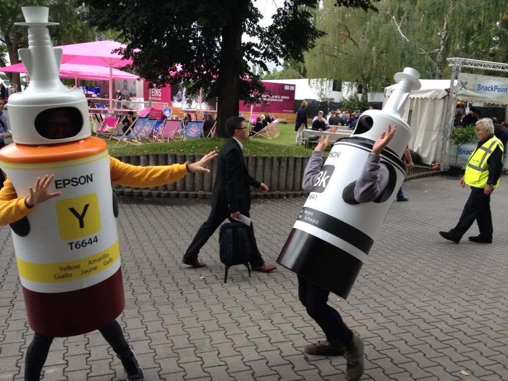 EpsonDE's tweet photo. #epsonIFA2016 https://t.co/Vr01eGodze