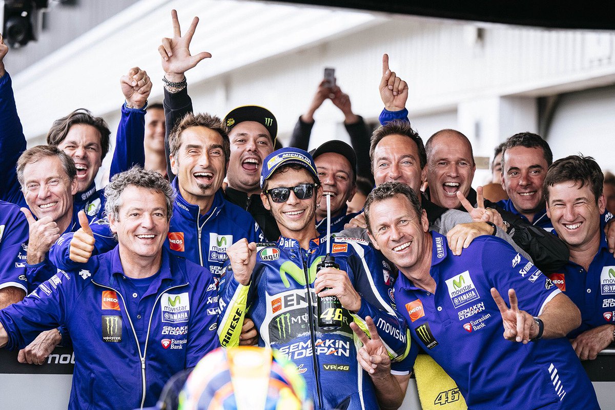 Gara tosta,grandi battaglie,bellissimo podio!grazie ragazzi😉 <a href="/YamahaMotoGP/">Yamaha MotoGP</a>