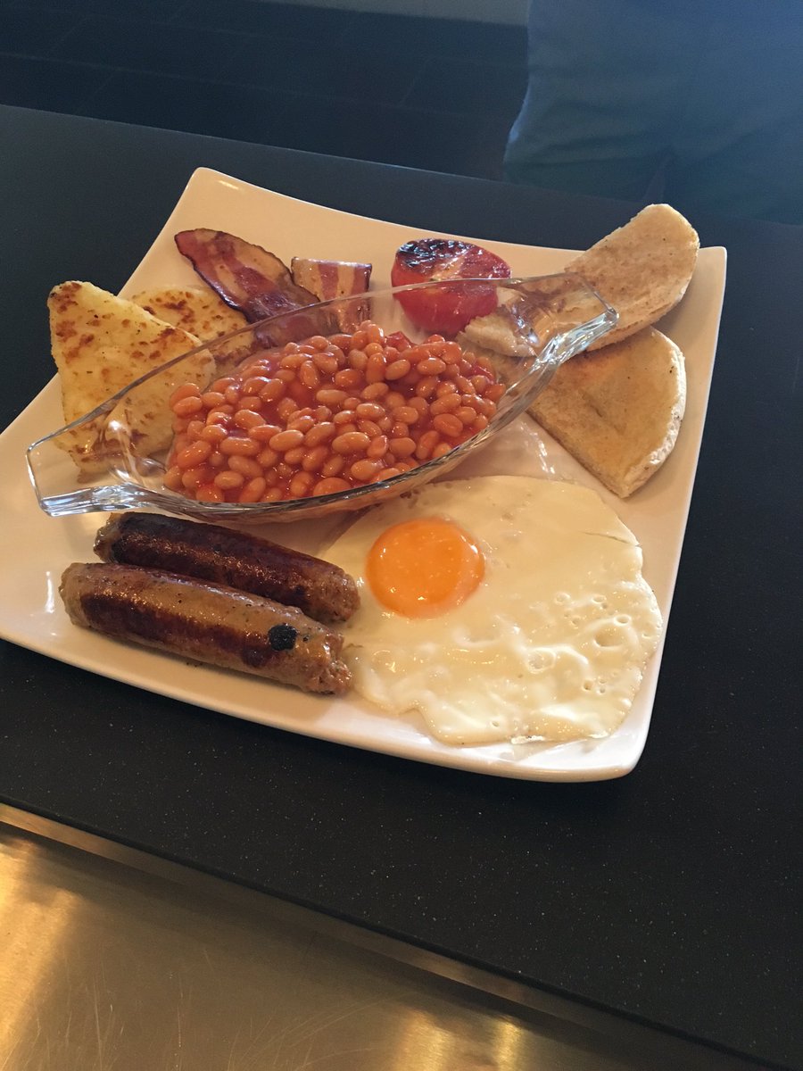 ALFEENAOFFICIAL's tweet image. Indoor cafe starts next Tuesday Breakfast served Tuesday to Sunday 9am-3pm . 😍