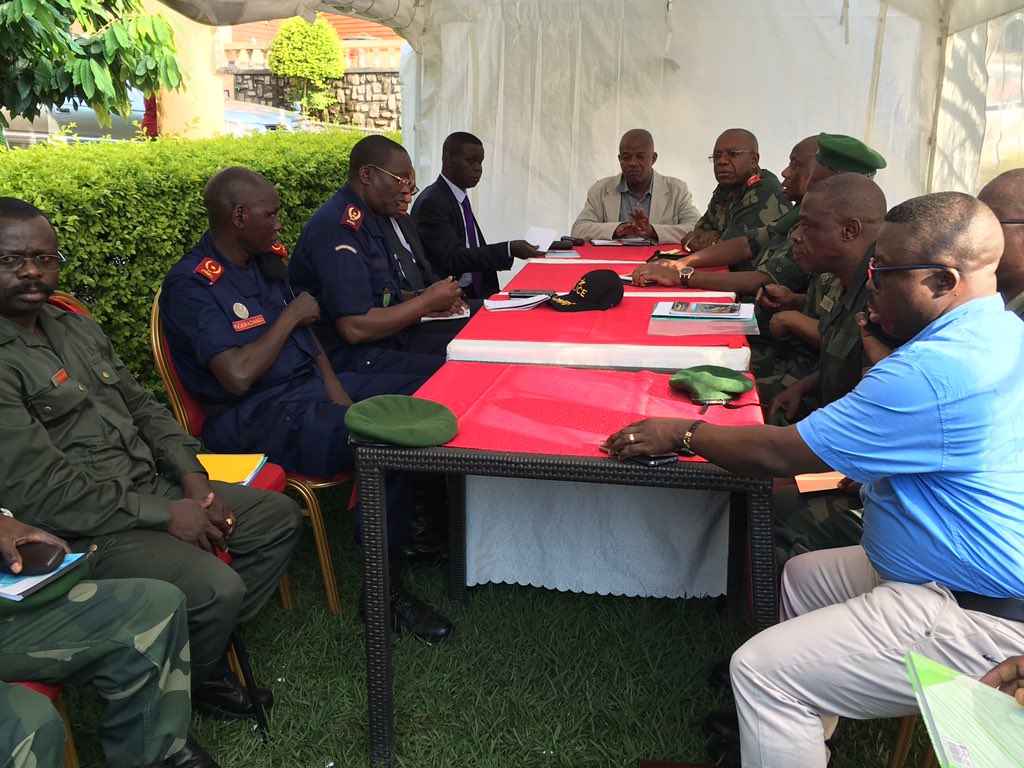 Voir l'image sur Twitter Voir l'image sur Twitter