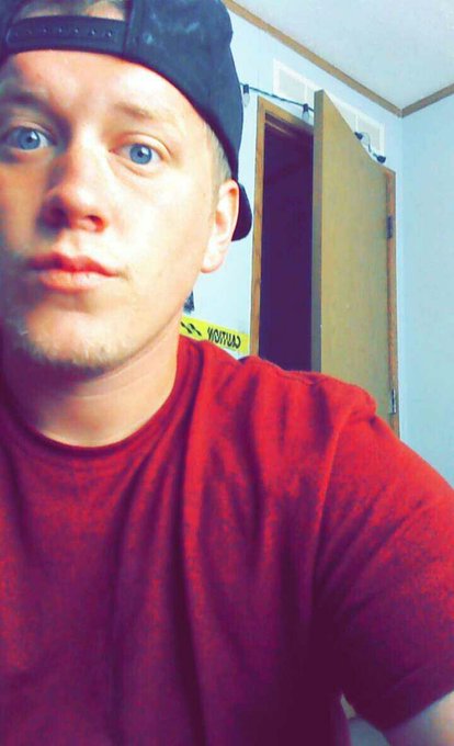 Who wanna drank!! Lol https://t.co/mpdxeplXen<a href="/tag/labordayweekend"class="tags"><span>#labordayweekend</span></a><a href="/tag/upearly"class="tags"><span>#upearly</span></a><a href="/tag/reddrink"class="tags"><span>#reddrink</span></a>