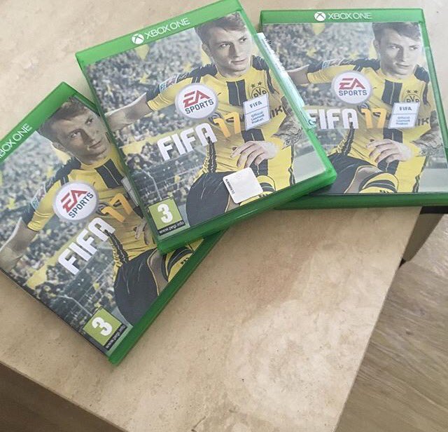 MavricWolves's tweet image. We are giving away multiple copies of FIFA 17! Follow us and retweet this tweet to enter! Good luck! #WolfPack