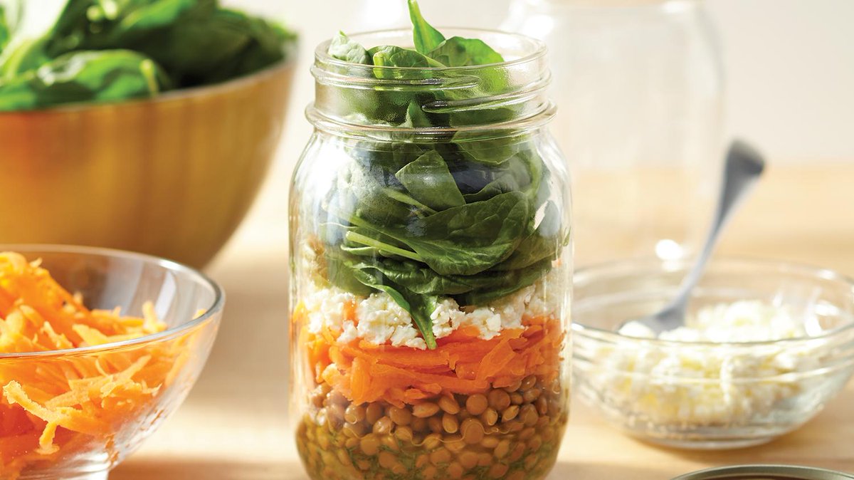 sobeys's tweet image. Get back into your #fallroutine with these quick and easy #MasonJar #Salads! bit.ly/2bRsE6E