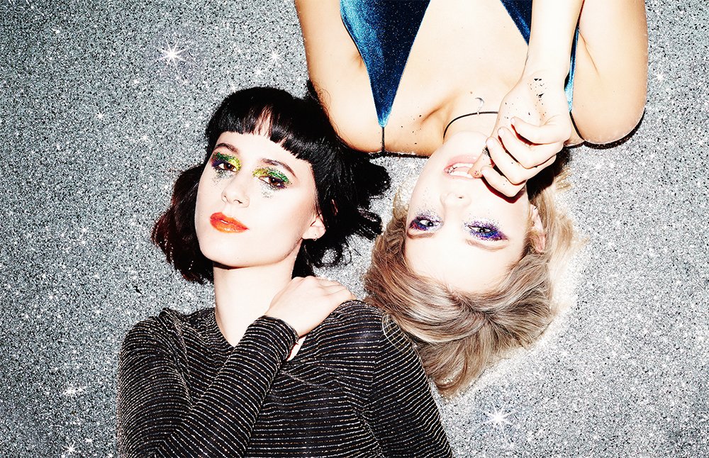 ✨ LESS BITTER. MORE GLITTER. HAPPY MONDAY EVERYONE! 🦄✨ #MondayMotivation 📸 <a href="/hoprichardson/">Olivia Richardson</a>