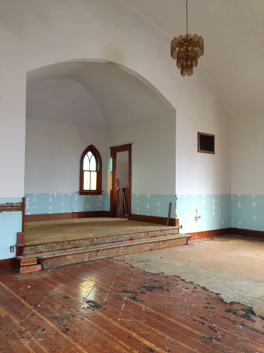 design_worship's tweet photo. Day 2 : final pics.

#designedbydade
#restoration
#architecture
#artistretreat
#art 
#interiordesign
#DreamComeTrue https://t.co/VIg3QdC4H0
