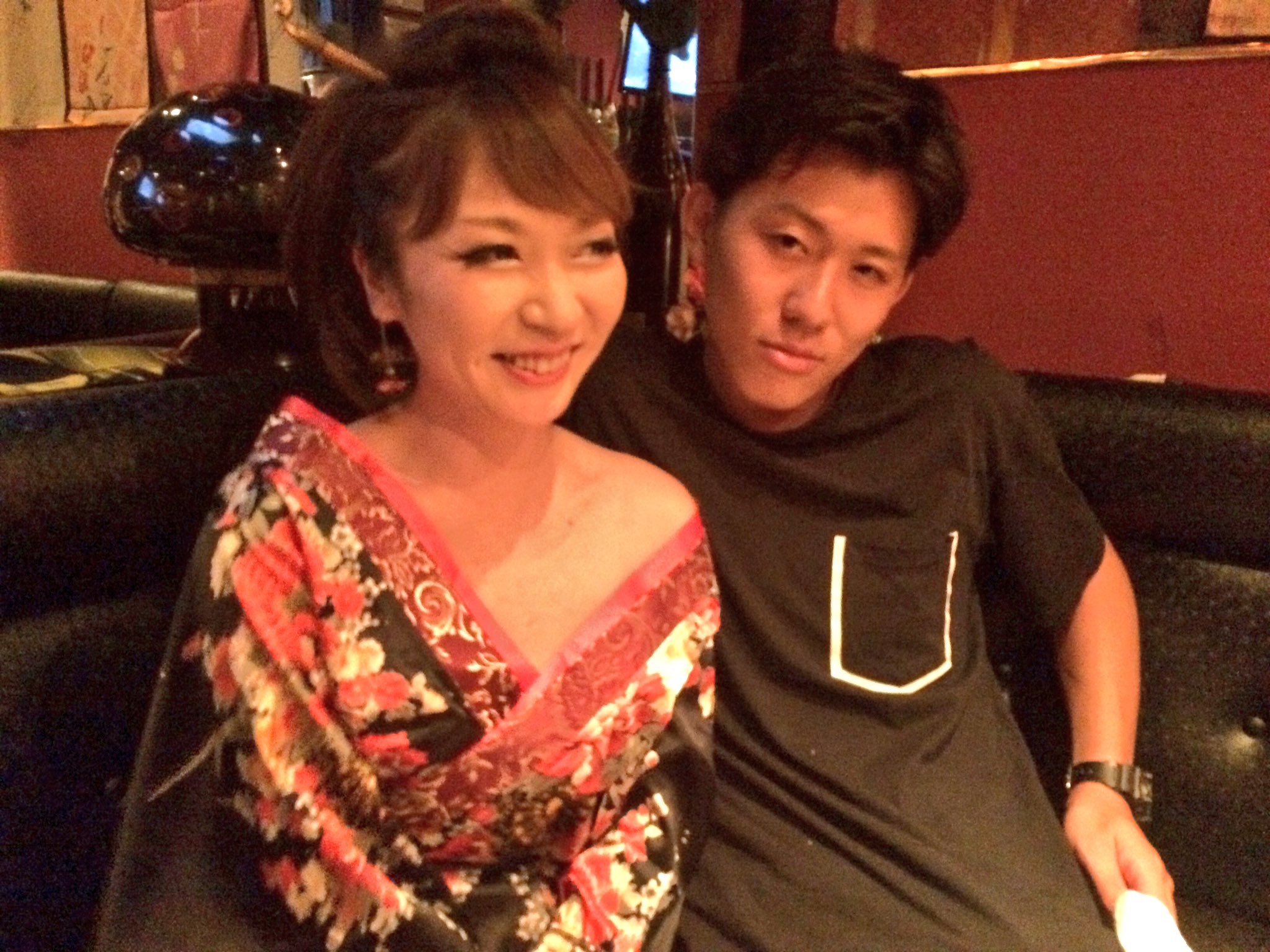 赤羽ガールズバー 花魁BAR月花 on X: #若手芸人 サザーんず ！ 190cm イケメンすぎる芸人と 美人すぎる香  t.coVYvi5OpECG  X