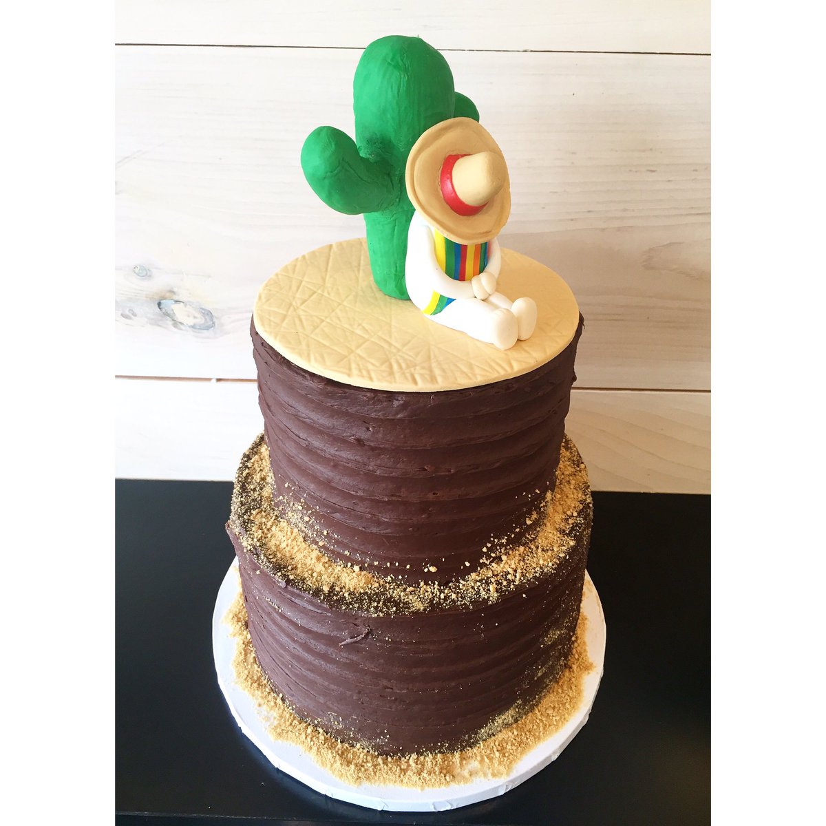hapacupcakes's tweet photo. Straight chillin' #hapacakes #hapacupcakes https://t.co/yfbu3Njz3S