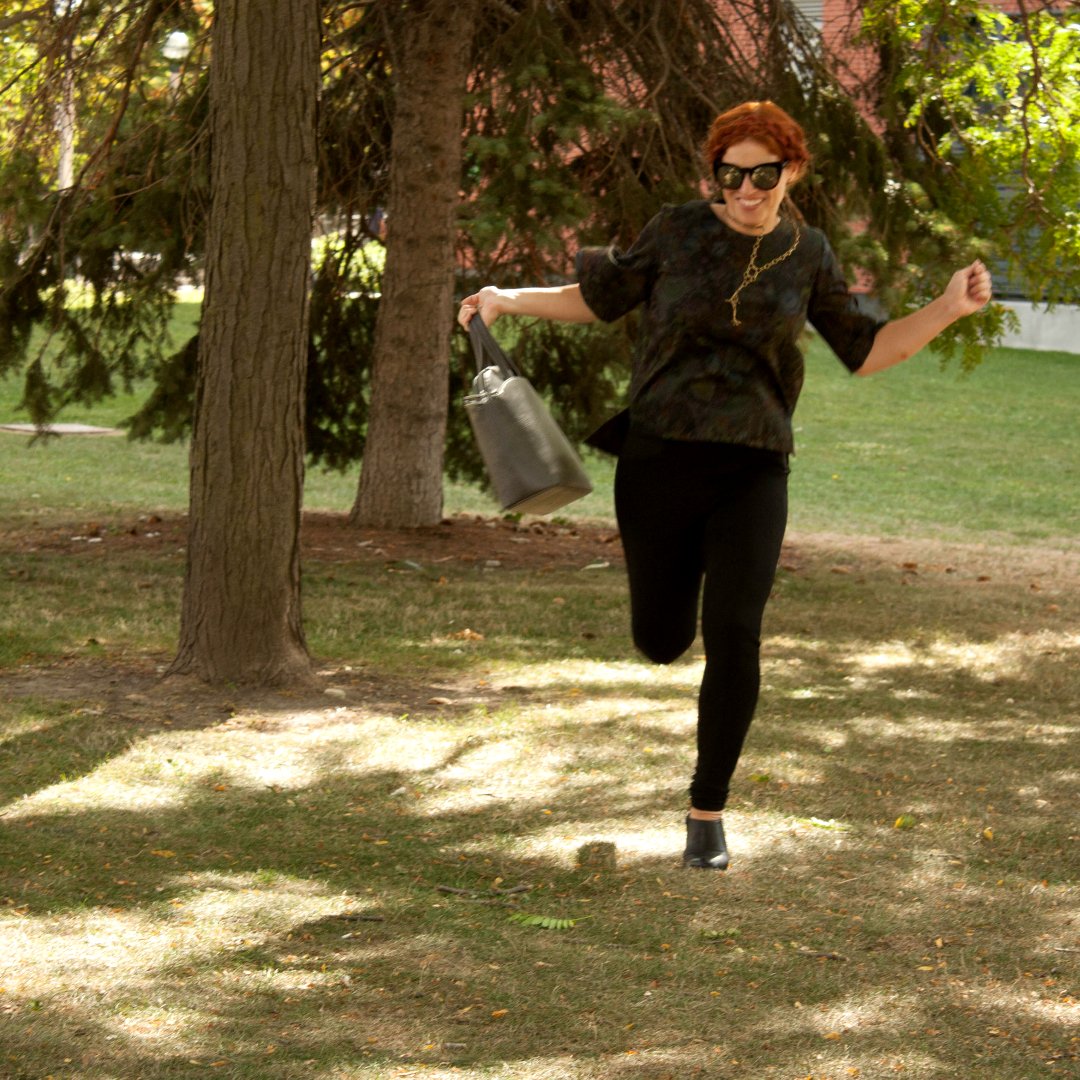 ninetyeight_ca's tweet photo. The Everywhere Pop Over in Wild Garden: perfect for forest frolicking. Paired with @MATT_AND_NAT &amp; @quayaustralia https://t.co/llfDbU7MKu