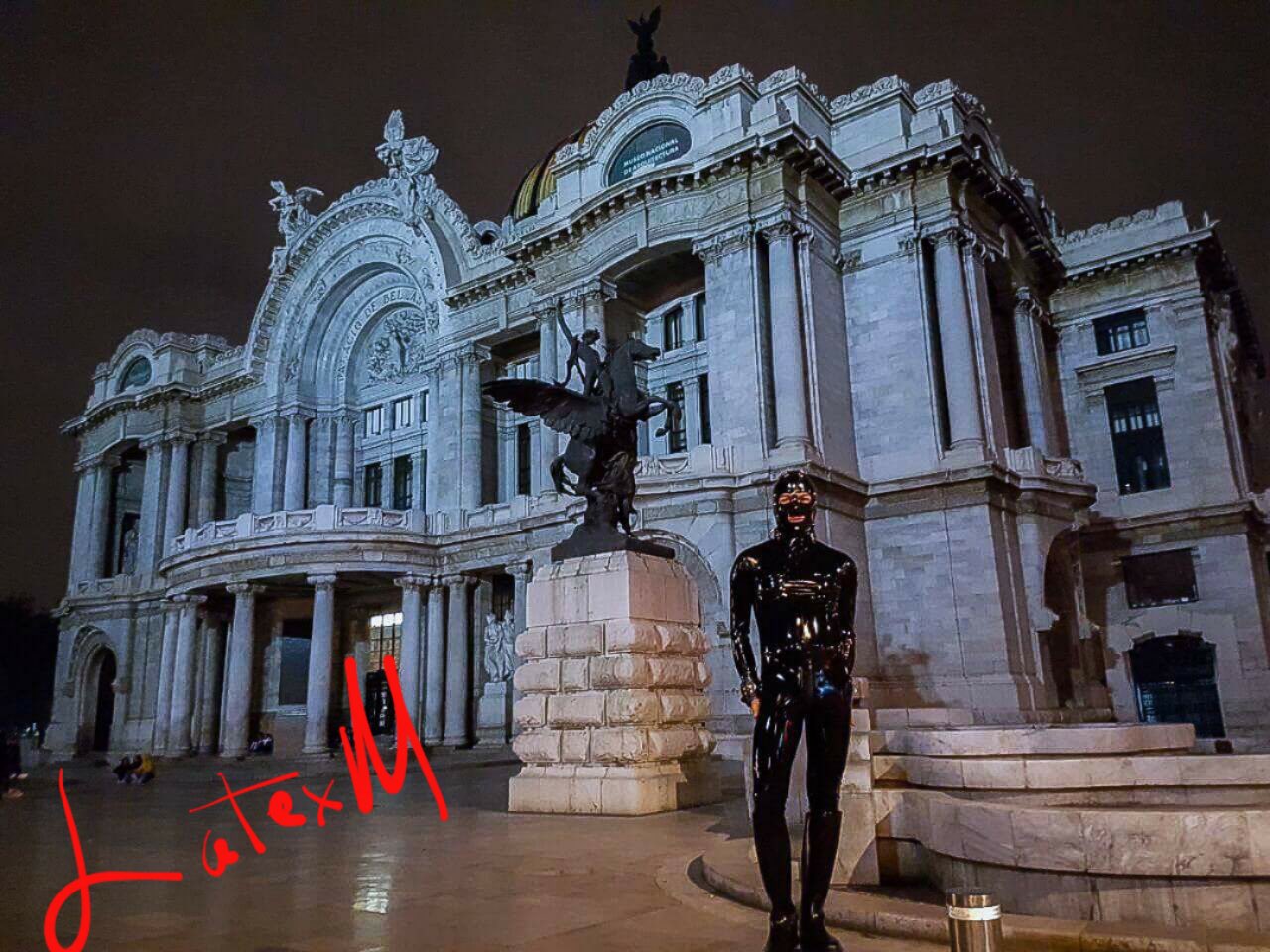 LatexM on Twitter "Rubber night at Mexico City, pics in front of