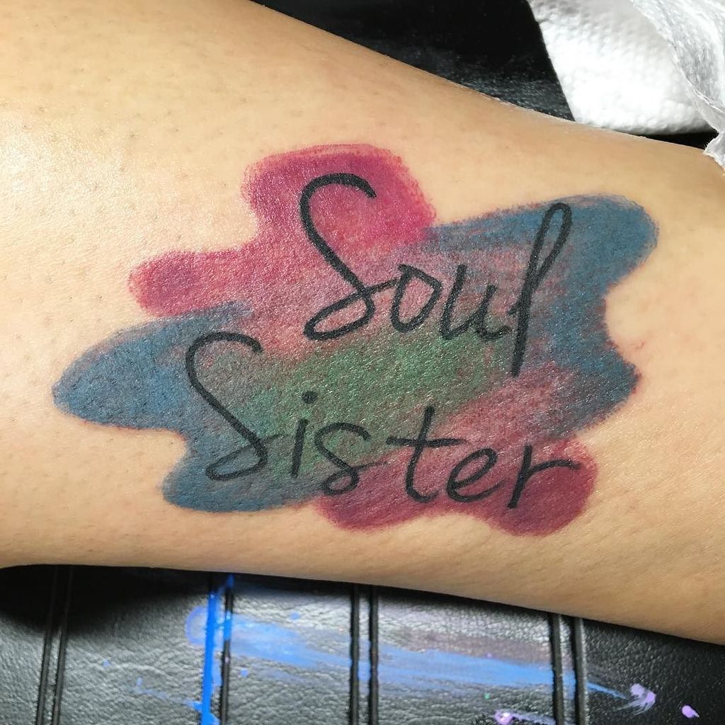 31 Best Matching Tattoos Images In 2024 - Beautyholo | Soul sister tattoos,  Tattoos, Cute sister tattoos