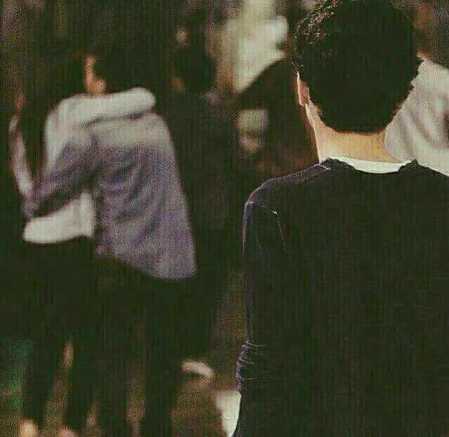 تره الخذاك مني 

             لاتضن يهواك

لأن يدري احبك 

يحرگ 🔥  
"
               بكلبي