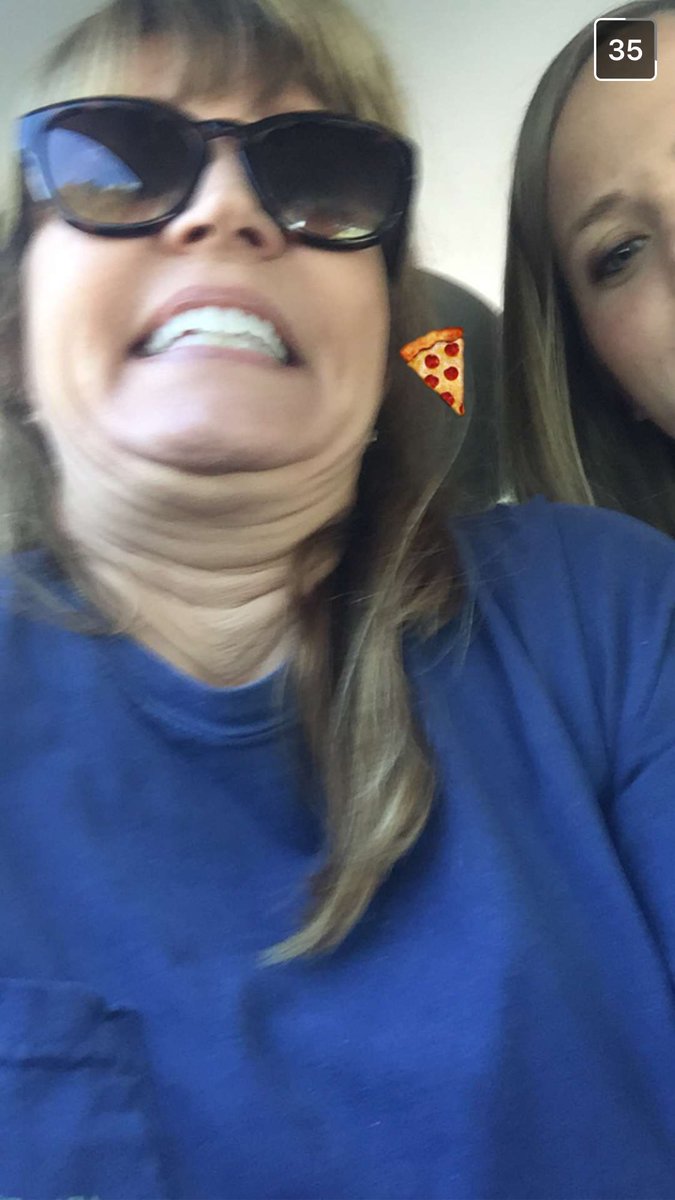 kittydorr's tweet photo. Well my mom got a snapchat https://t.co/SeoV7In8rX