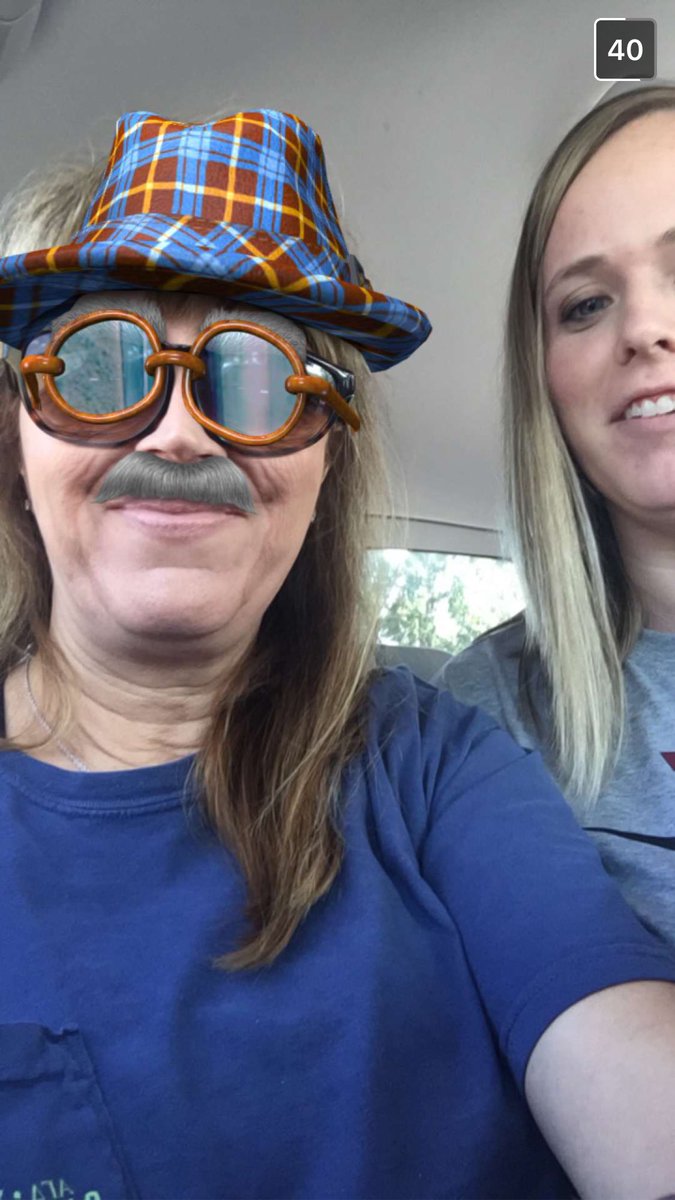 kittydorr's tweet photo. Well my mom got a snapchat https://t.co/SeoV7In8rX