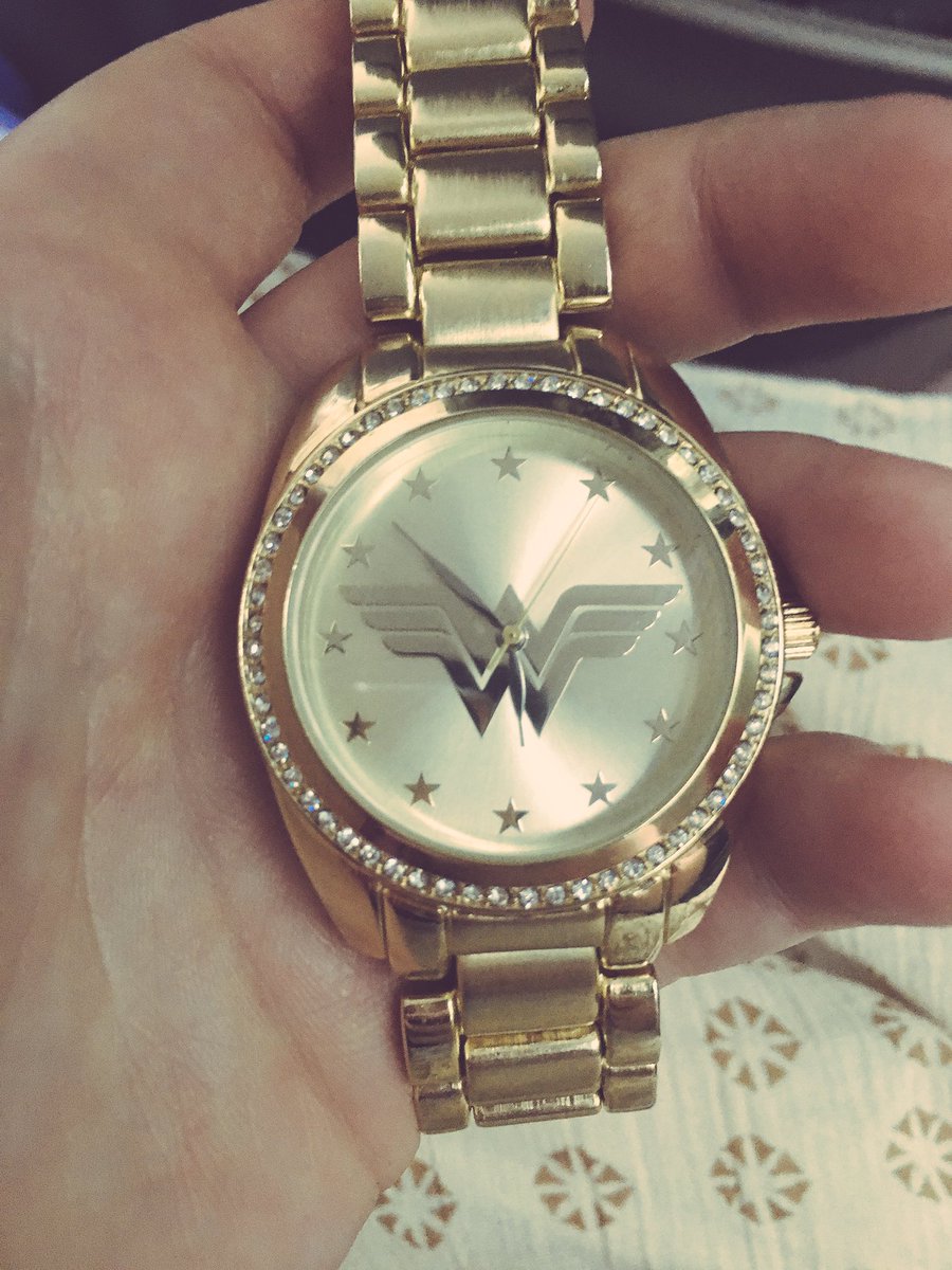 rileyjeanqueen's tweet photo. My baby treats me real good. 😋 #fancywatch #wonderwoman https://t.co/nHhdvxrTML