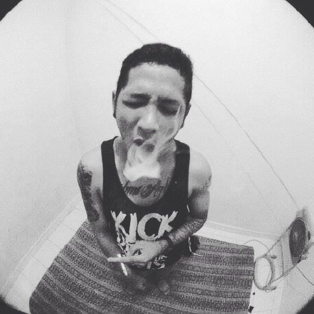 Join my LIVE > Perjuangan on #BIGOLIVE. web.live.bigo.sg/2118007186#cbc…