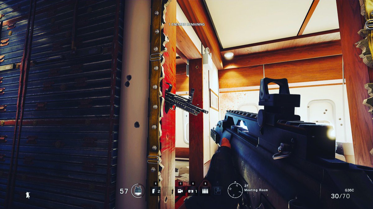 TheRealTalon's tweet photo. Wall mounted guns... Must be from a new operator.. #wallgun #l85 #r6siege #rainbowsixsiege #gaming https://t.co/1mPhta1dYw
