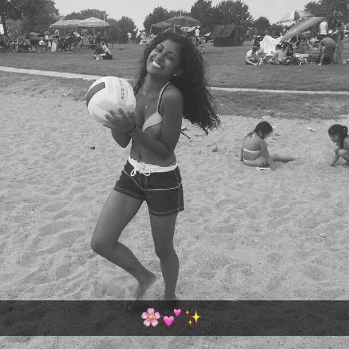 ___stickz's tweet photo. 😝✨Babygirl😻😘 https://t.co/jJUJ0tj2Z3