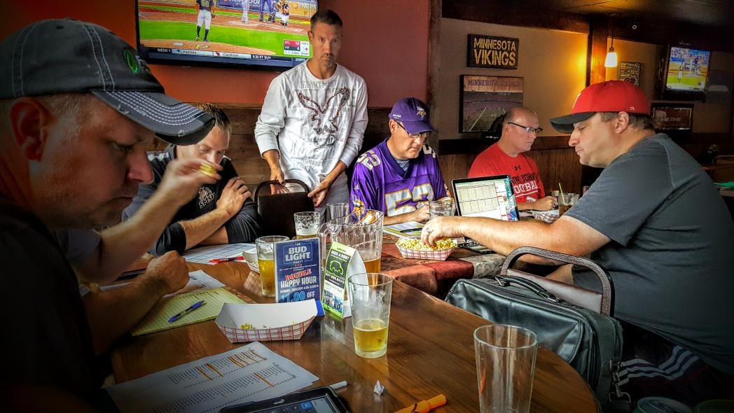 njschwarz's tweet photo. Football draft night. #mustangleague https://t.co/GMVWbOWCAo