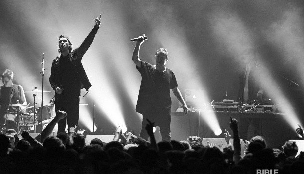 Ce groupe québécois donne un dernier show avant une longue pause goo.gl/53hScy  <a href="/OUMFmtl/">OUMF</a>  <a href="/LoudLaryAjust/">LLA</a>