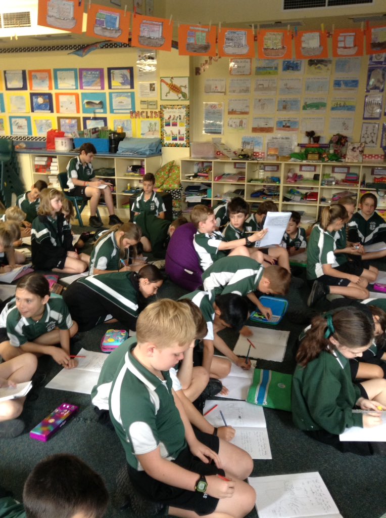 SIPSyear4's tweet photo. We are learning writing skills from author Samantha Wheeler #sipsyear4 https://t.co/tvLCIzIEbV