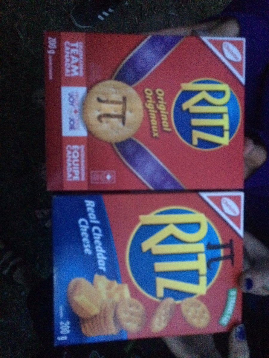 PirateEra2016's tweet photo. Our era has taken over the food game #pieritz #engfrosh2016 https://t.co/RZ8mVlOfKh