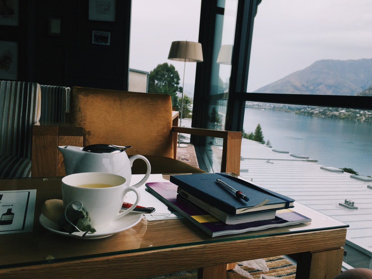 femalenomads's tweet photo. Queenstown, New Zealand  https://t.co/INDYrHzhKt