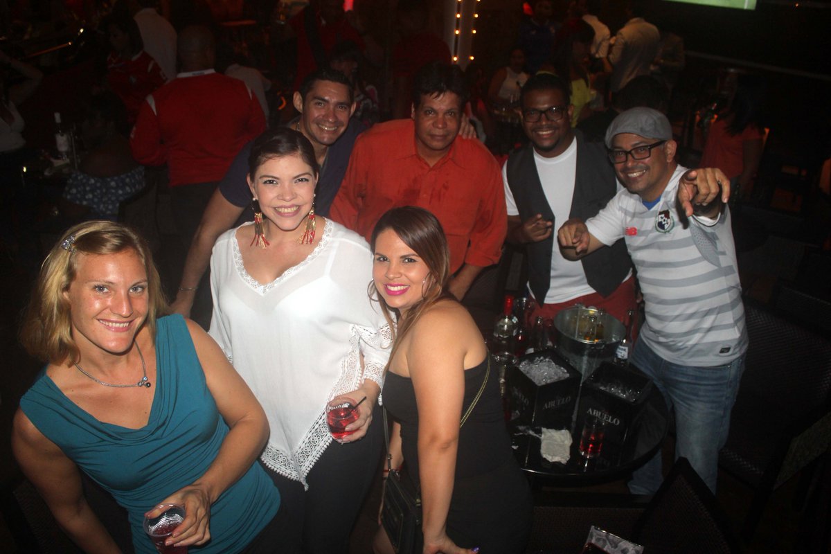 luisLugo507's tweet photo. Celebrando nuestro 2do Aniversario ya. Gracias a todos, por ustedes aún hay Luis Lugo y La 507 pa rato #daleduro https://t.co/FzJ699uGf3