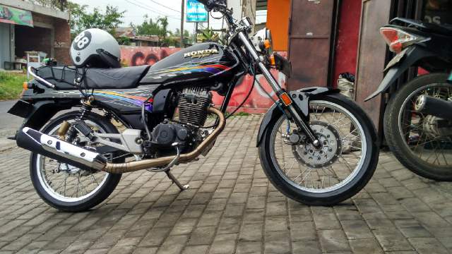 <a href="/Cbbrotherspeed/">CB Brother's Speed</a> monggo lur gl max mesin ful tirev, surat pnjng lngkp siap touring 12jt/Tt cb 085649775952 / 26B6ED45